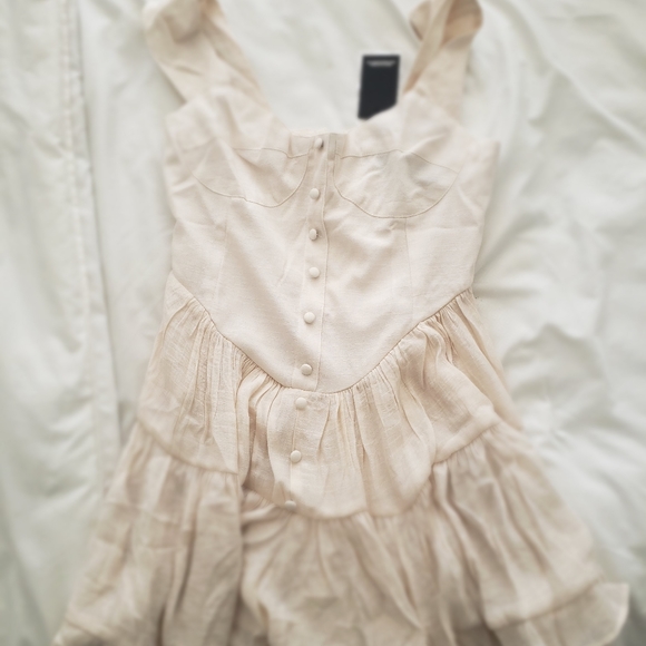 The Elizabeth Dress - Picture 3 of 3